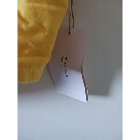 Midnight Sky Juniors Cropped Tank Top Sleeveless Linen Blend Yellow Size L NWT - Picture 4 of 8